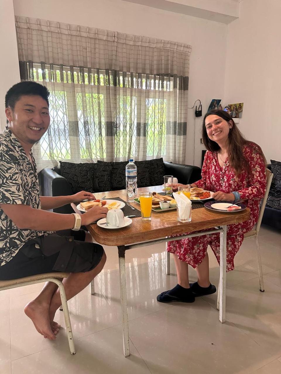 Theon Resort 阿努拉德普勒 外观 照片